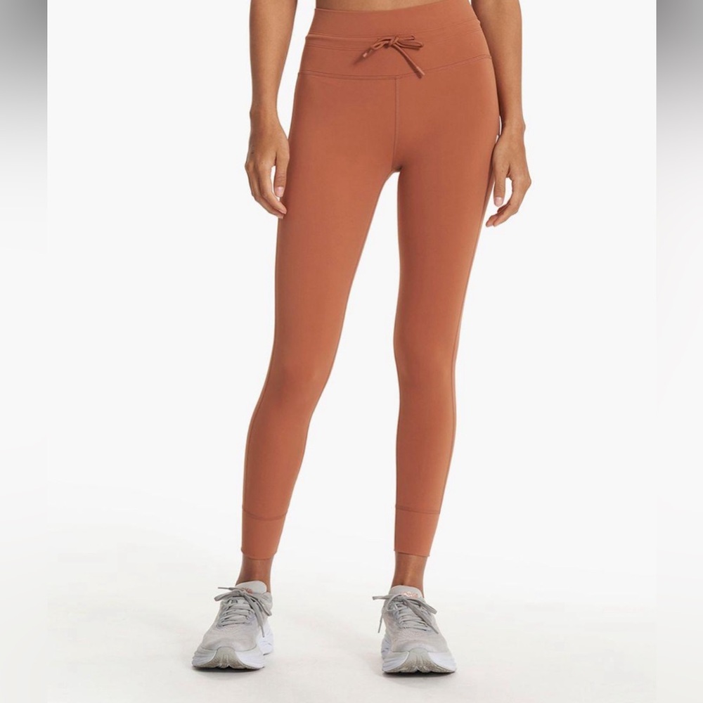NWT Vuori Drawstring Leggings